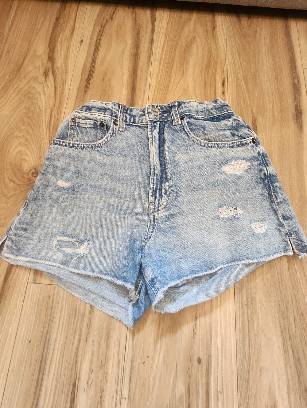 Girls GAP Light Blue Distressed High-Waist Denim Shorts, Size 14